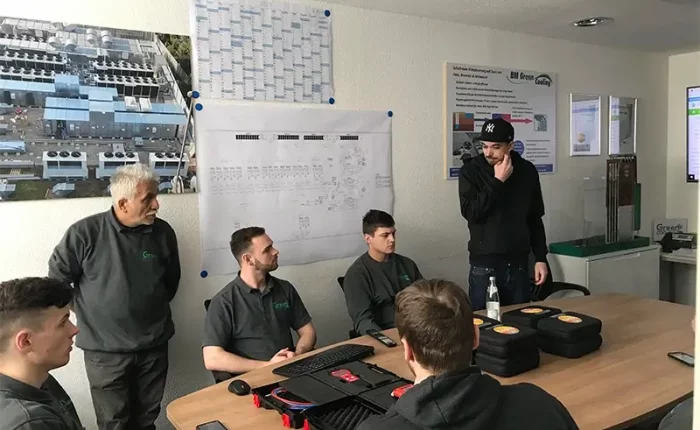 Schulung Servicetechniker Druck und Temperatur über Smartfone